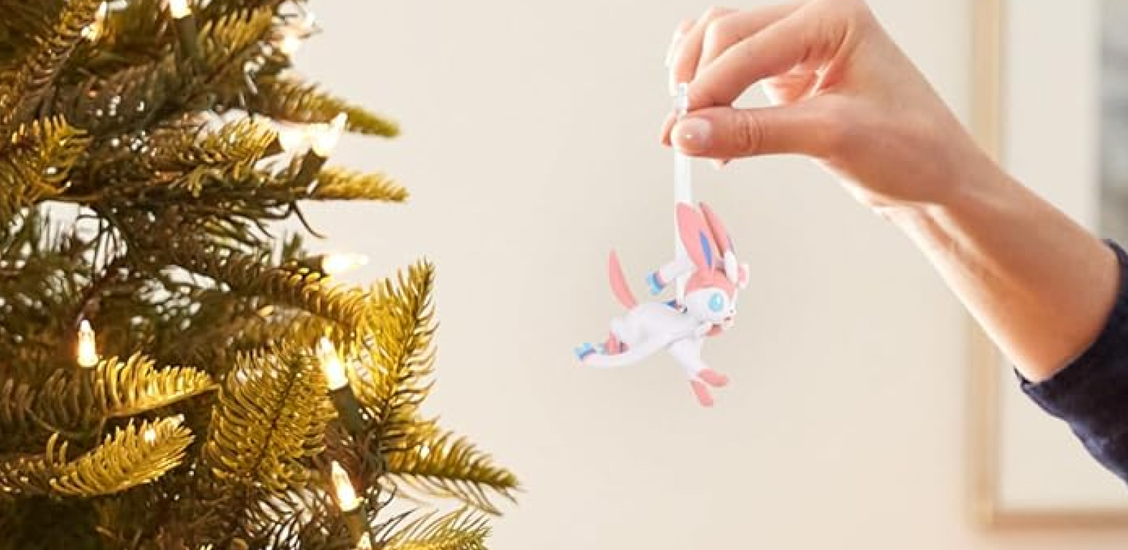 Save Up to 42% Off Select Hallmark Items on Amazon Canada!